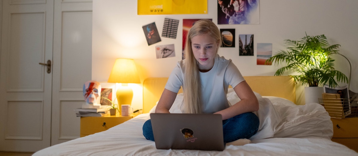 Teens Falling Prey to Online Scams 